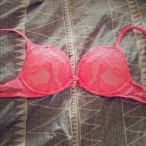 Bright pink VS bra!